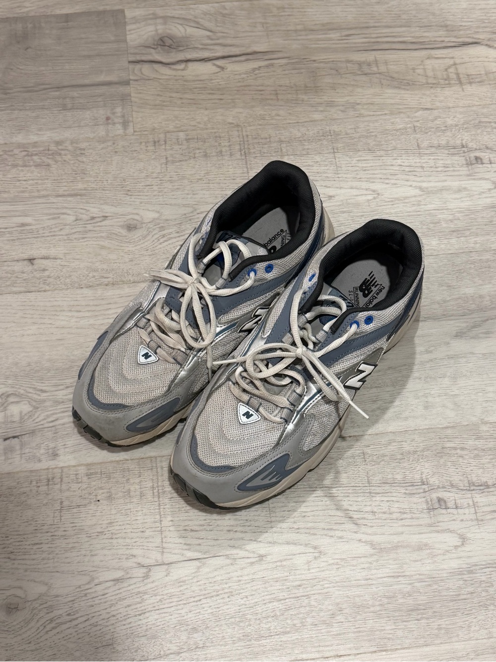 New Balance 725 Men’s Grey Running Sneakers sz 10.5